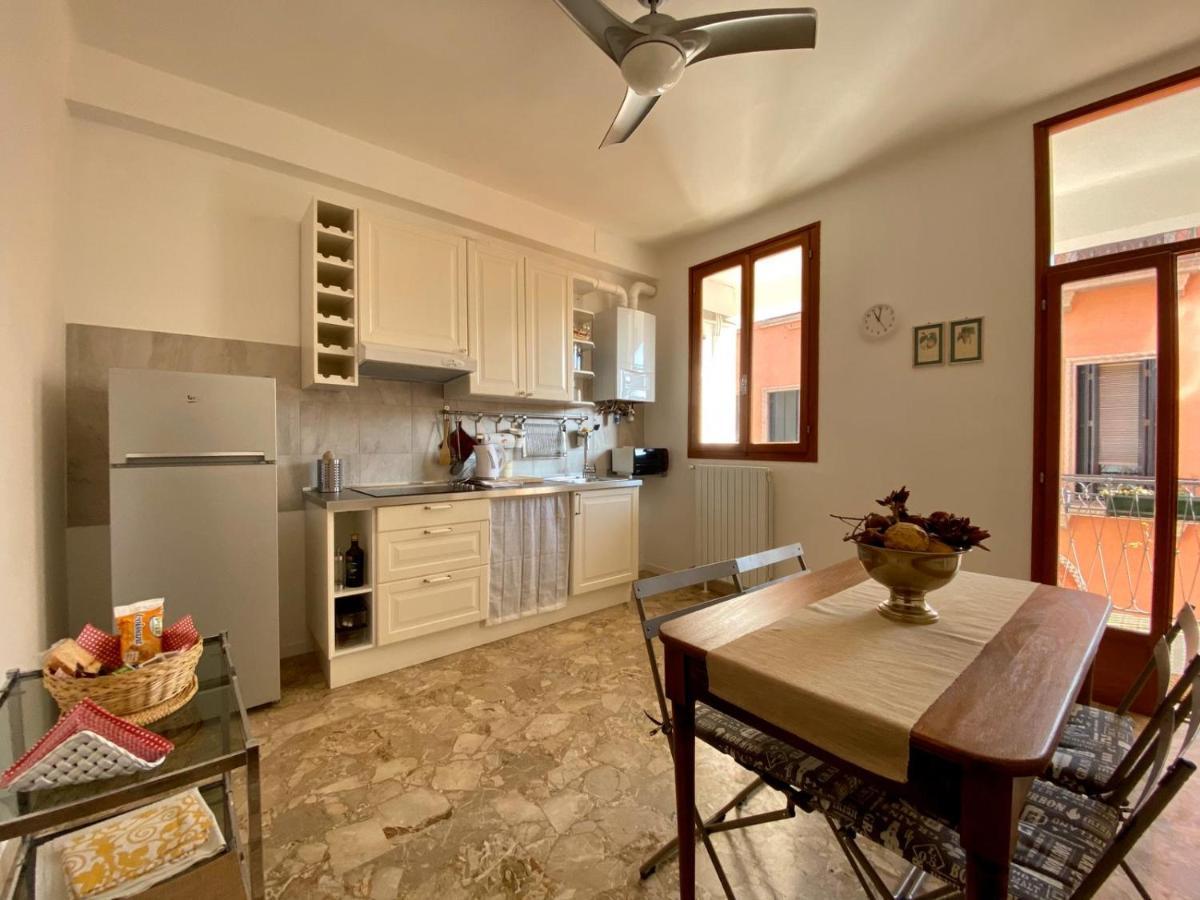 Calle San Giacomo Apartment Venice Exterior photo